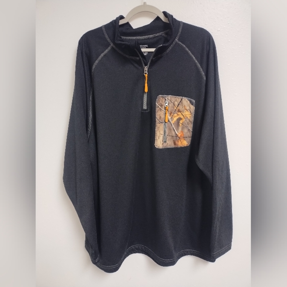 Men's Legendary Whitetails Black Pullover with Camo Accent